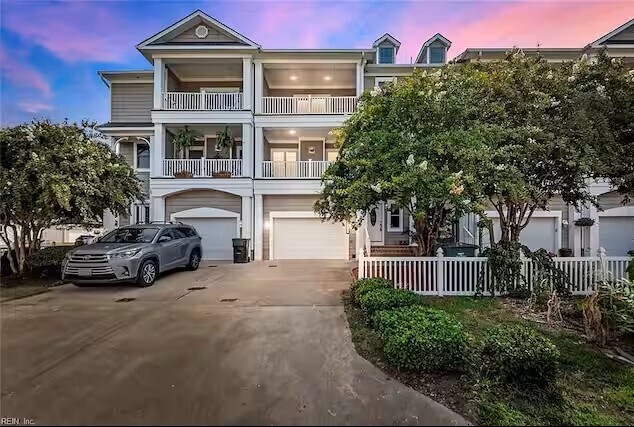 Foto principal - 9708 12th View St