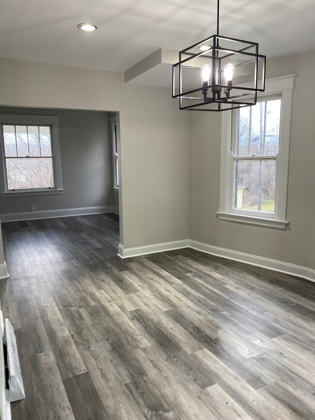 Photo - 2303 Center St House