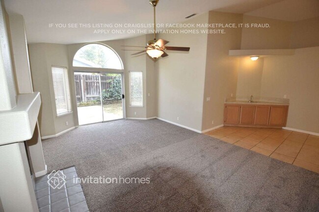 Foto del edificio - 178 Pinedale Ave