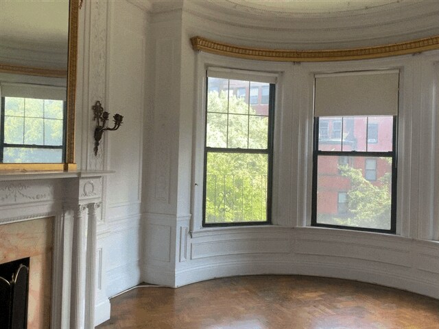 Building Photo - 465 Beacon St