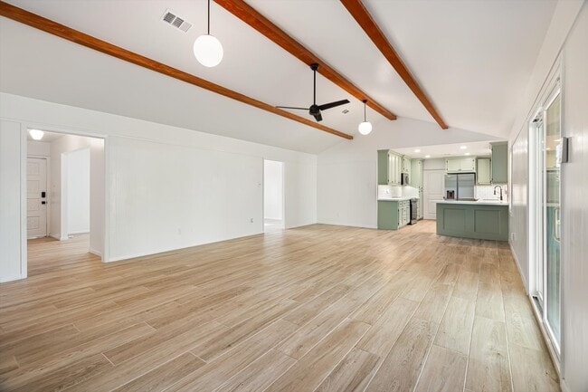 Foto del edificio - 416 Southern Oaks Dr