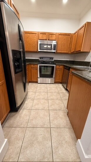 Foto del edificio - 21419 NW 13th Ct