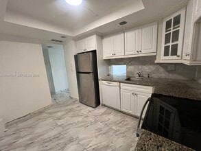 Building Photo - 1600 S Ocean Dr