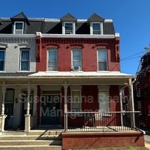 Building Photo - 15 Pearl St
