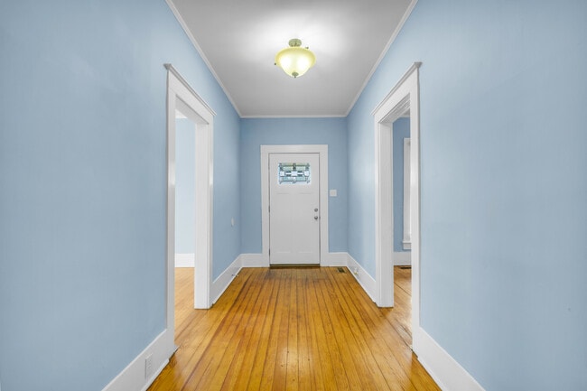 Building Photo - 801 NC-33