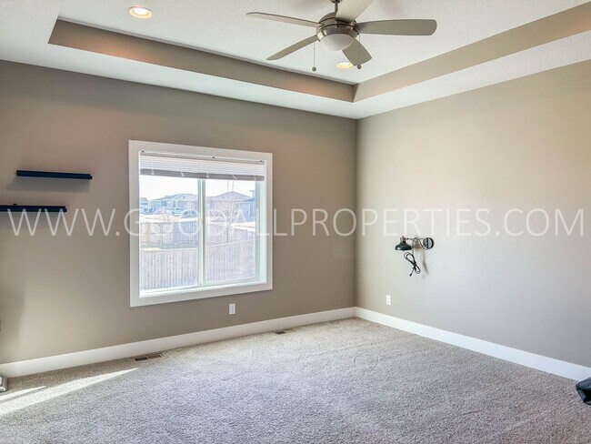 Foto del edificio - Modern 4 bedroom ranch in Waukee on a corner lot!