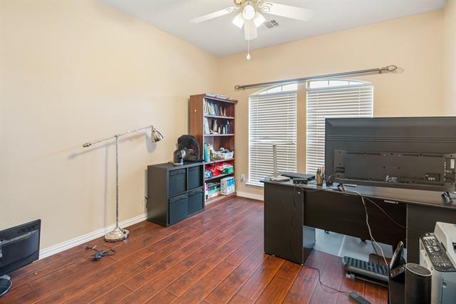 Building Photo - 2205 Pittner Ln