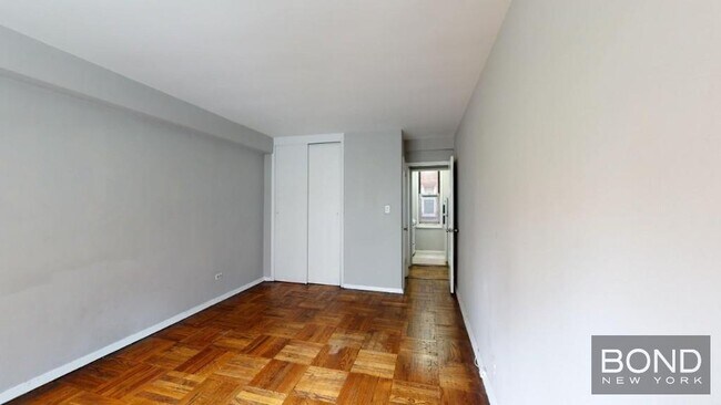 Foto del edificio - 340 E 58th St