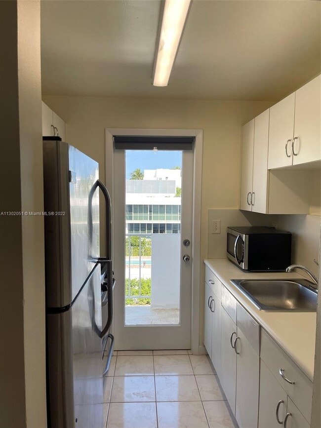 240 Collins Ave Unit 7E, Miami Beach, FL 33139 - Condo for Rent in ...