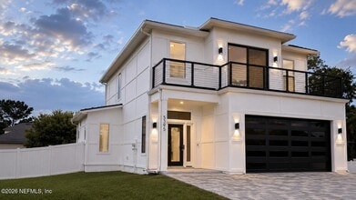 Building Photo - 5395 Heckscher Dr