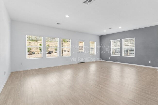 Foto del edificio - 31821 Nimbus Dr