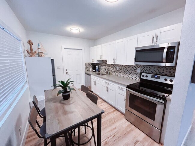 Foto del edificio - 3316 SE 4th St