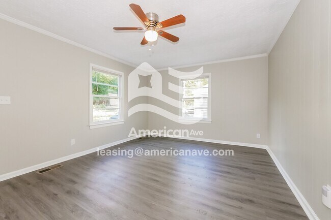 Building Photo - 1309 Alma Ave