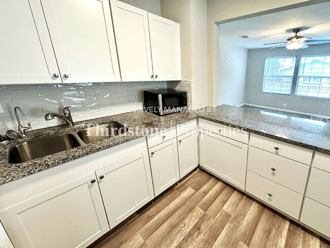 Building Photo - 2748 Gilmore St