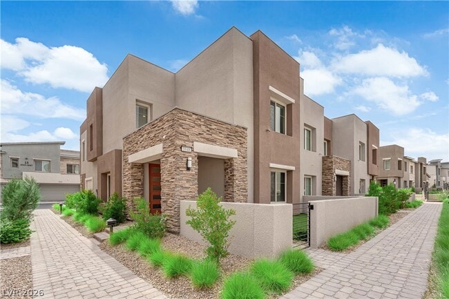 Foto del edificio - 600 N Carriage Hill Dr