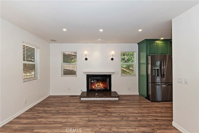 Foto del edificio - 21510 Crest Forest Dr