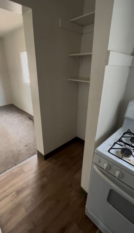 Building Photo - 2310 E Evans Ave