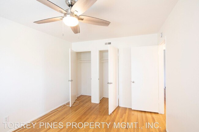 Building Photo - 4470 Euclid Ave