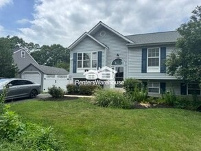 Building Photo - 316 Oakwood Rd