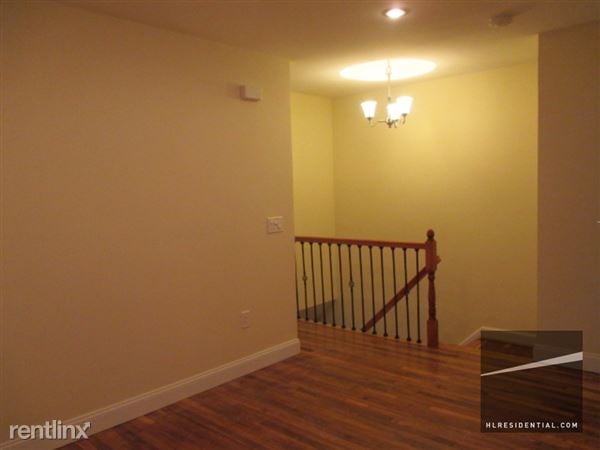 Building Photo - 4324 57th St