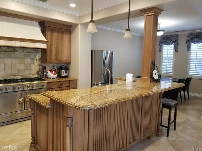 Foto del edificio - 4 br, 3 bath House - 10 Ellistone # 45