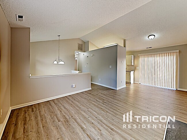 Foto del edificio - 4410 Fawnbrook Ave SW