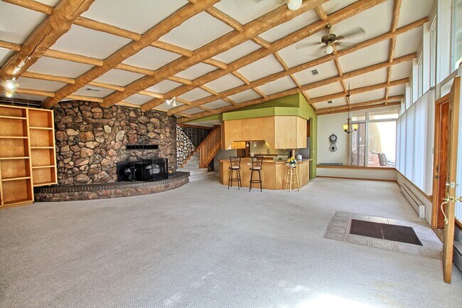 Foto del edificio - 3 bed 2 bath mountain rental