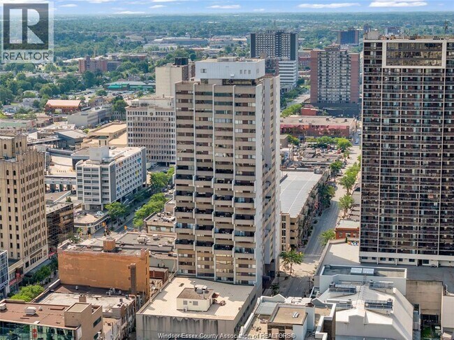 Photo du bâtiment - 380 Pelissier St