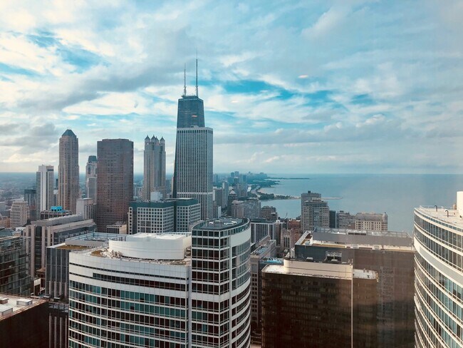 Foto del edificio - 512 N McClurg Ct