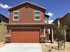 Building Photo - 5872 Petronius St