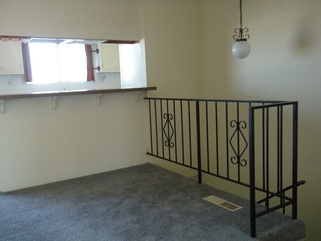 Building Photo - 128 Marine Ave