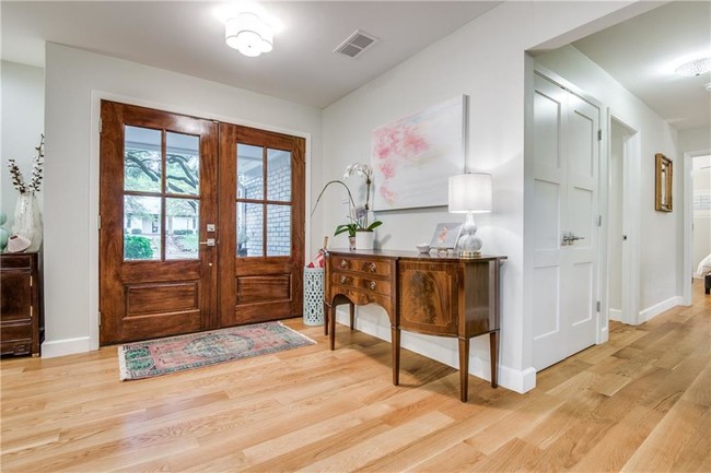 Building Photo - 13740 Sprucewood Dr