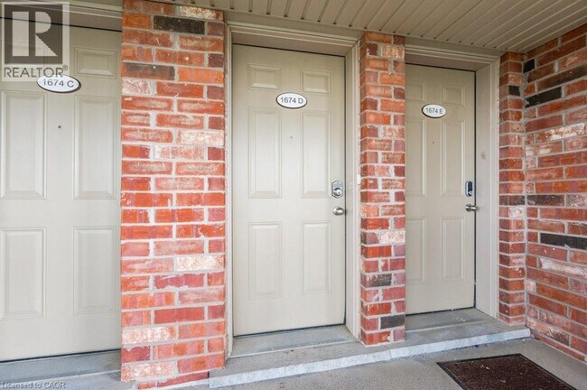 Building Photo - 1674 FISCHER HALLMAN Road Unit# D