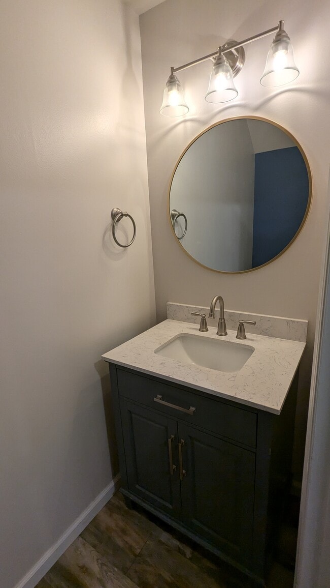 Building Photo - 2107 Alpine Rd