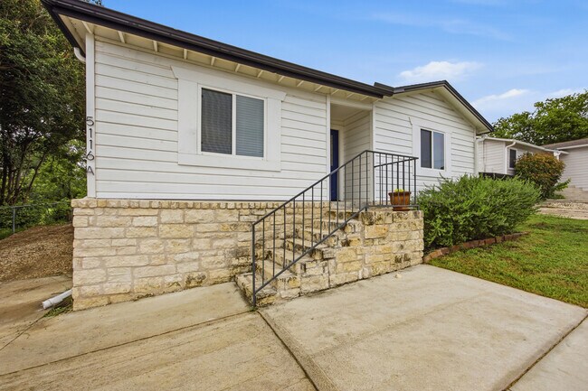 Foto del edificio - 5116 Heflin Ln