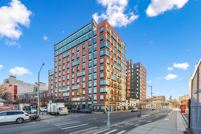 Foto del edificio - 8 Vanderbilt Ave