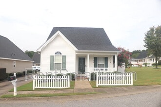 Building Photo - 624 Dunloe Cir