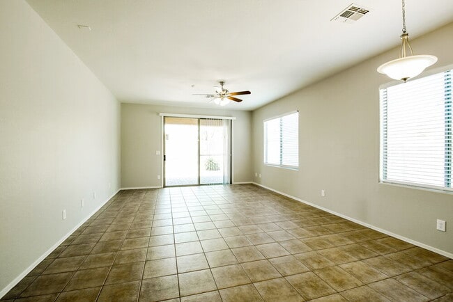 Building Photo - 40114 N Thunder Hills Ct