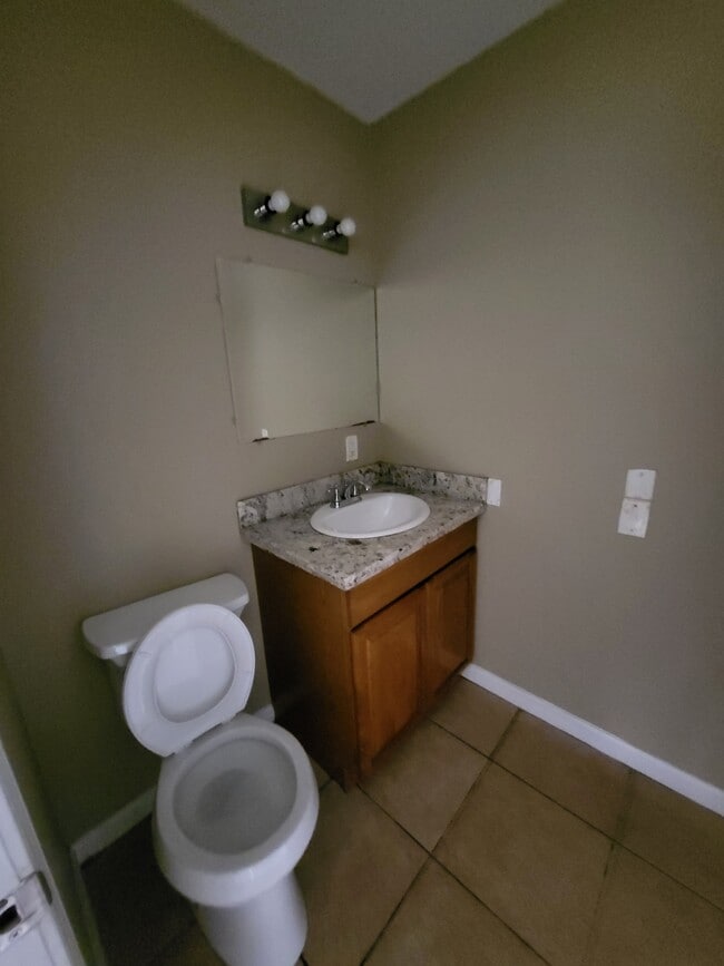 Foto del edificio - 9628 El Scott Ave