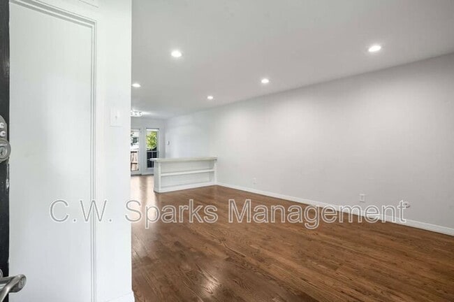 Photo - 7615 Woodthrush Dr Apartment