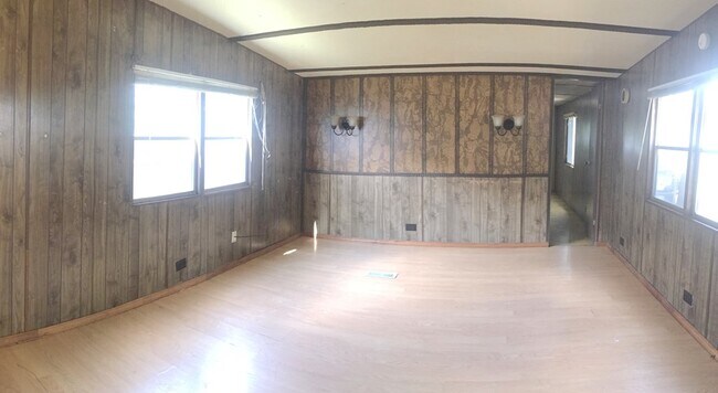 Foto del edificio - 502 NW 11th St