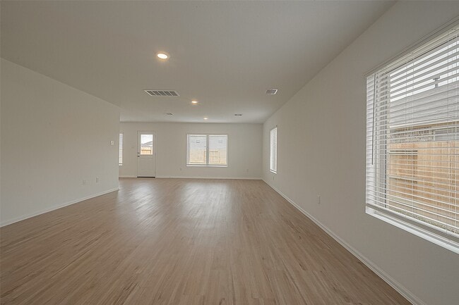 Building Photo - 26814 Cenzontle Dr