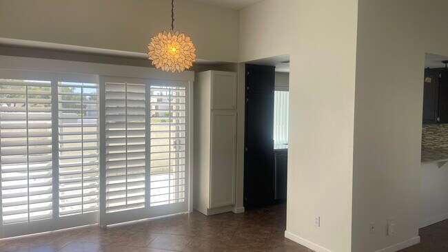 Foto del edificio - 1662 Fairway Cir