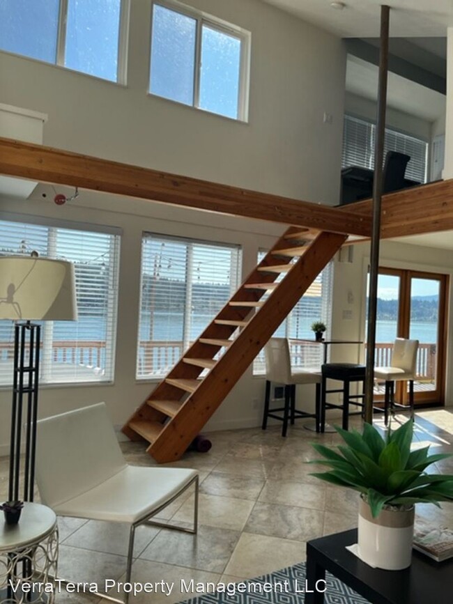 Foto del edificio - 1 br, 1 bath House - 2140 W. Lk. Sammamish...