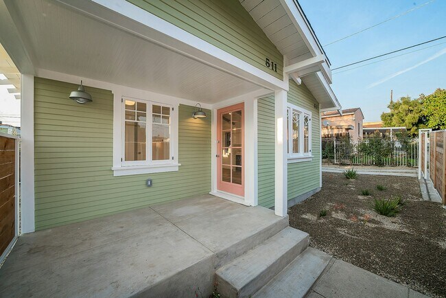 Foto del edificio - 511 Micheltorena St