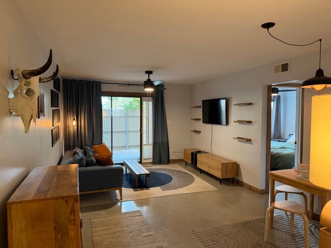 Fully furnished unit, minus beds - 3200 S Litzler Dr