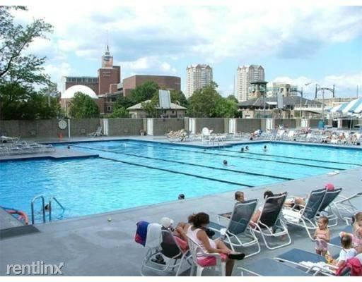 Foto del edificio - 9 Hawthorne Pl