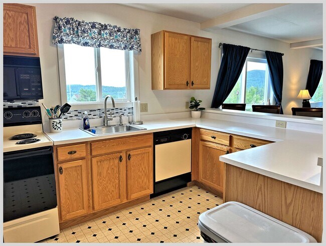Foto del edificio - 61 Eagles Nest Rd