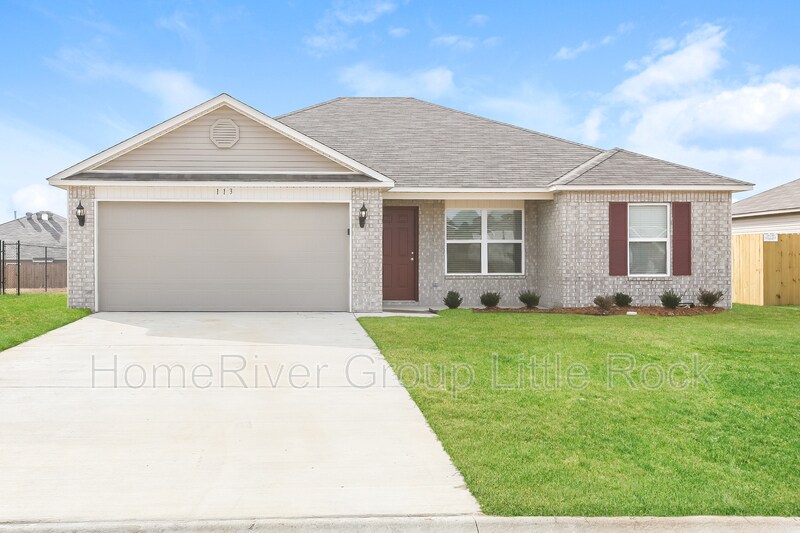 Primary Photo - 113 Sunland Dr