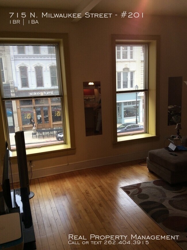 Foto del edificio - East Town 1 Bedroom Condo